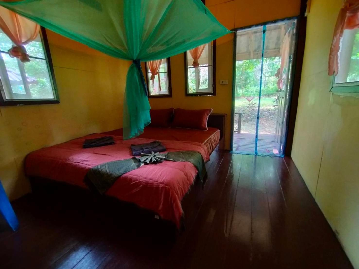 Eco Bungalow Koh Phayam Extérieur photo